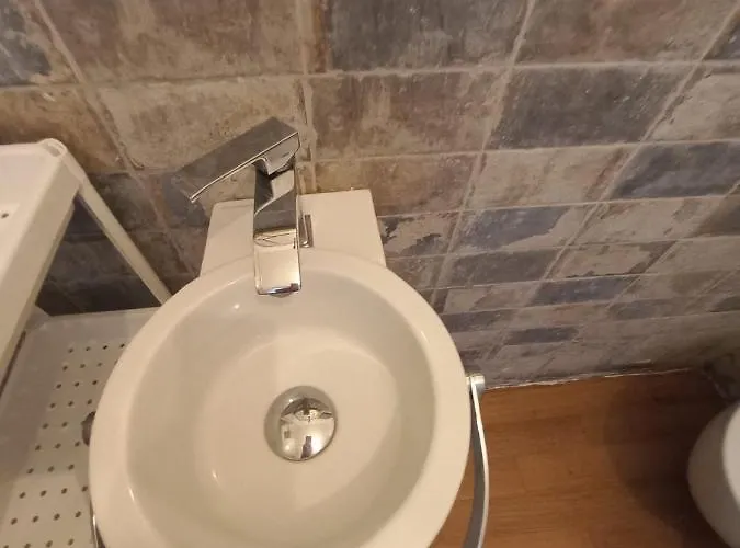 לינה וארוחת בוקר Il Sole 3*